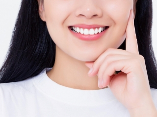 Răng Sứ Thẩm Mỹ – Tái Tạo Nụ Cười Cùng Nha Khoa Hiếu Thuận